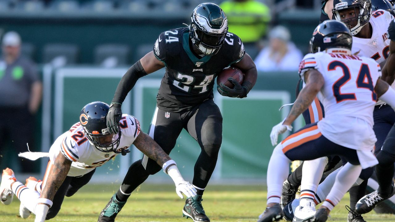 Philadelphia Eagles beat Chicago Bears 22-14 improve to 5-4