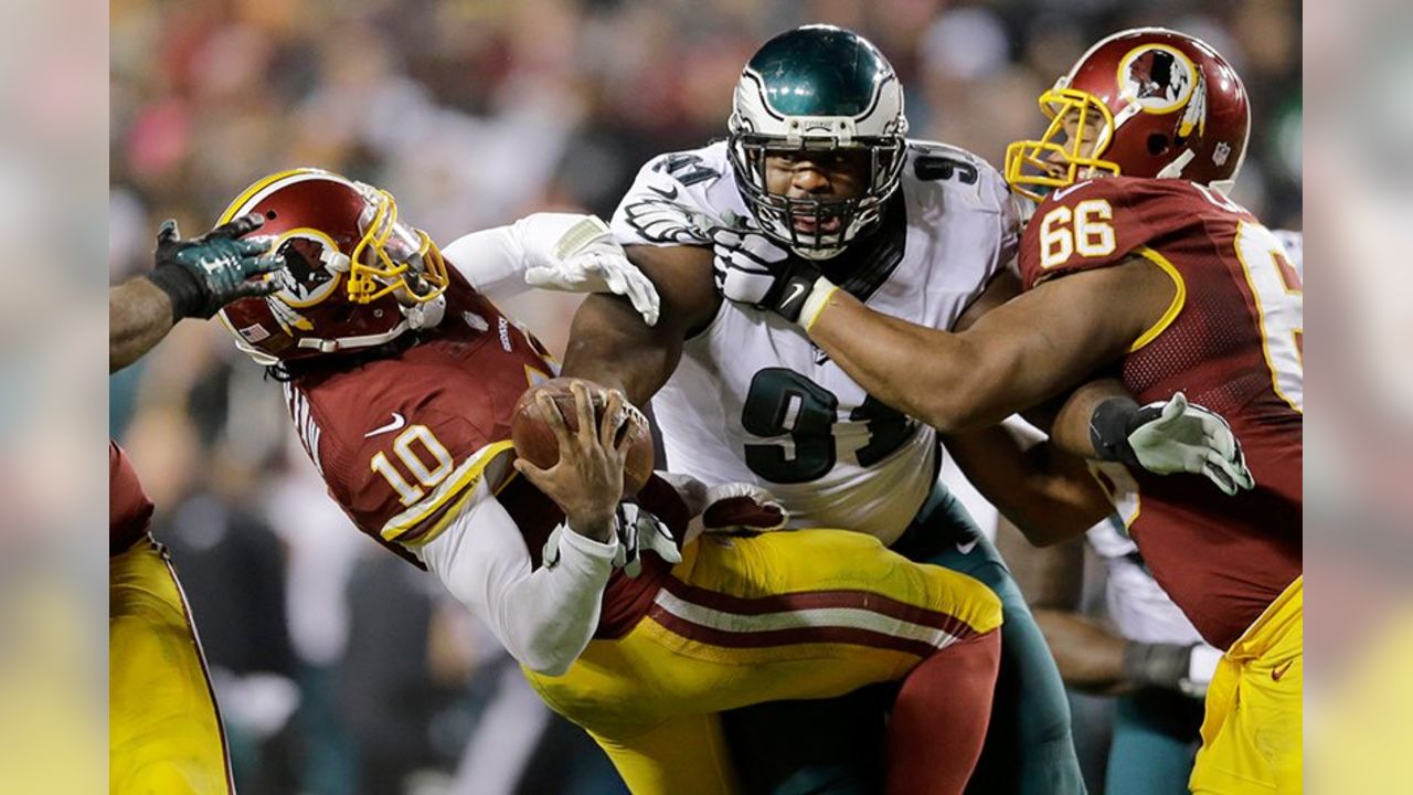 Philadelphia Eagles Asante Samuel walks off the field at the end