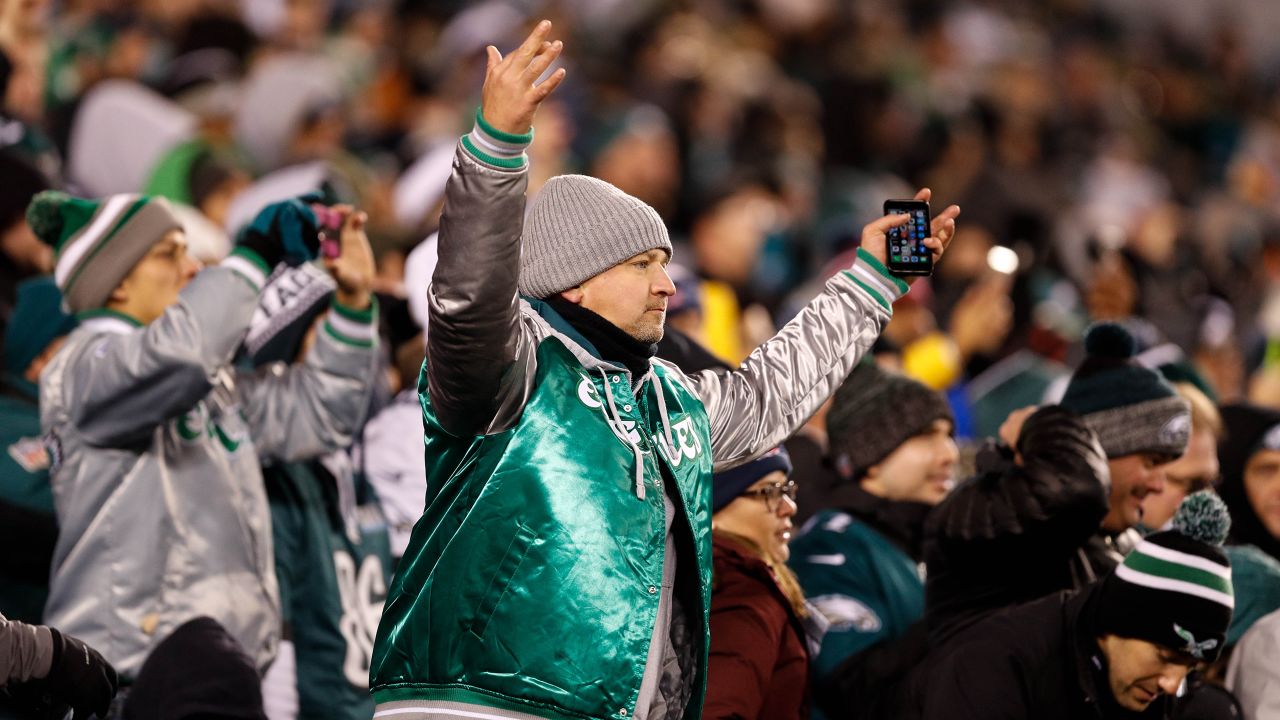 In defense of Eagles fans  sort of