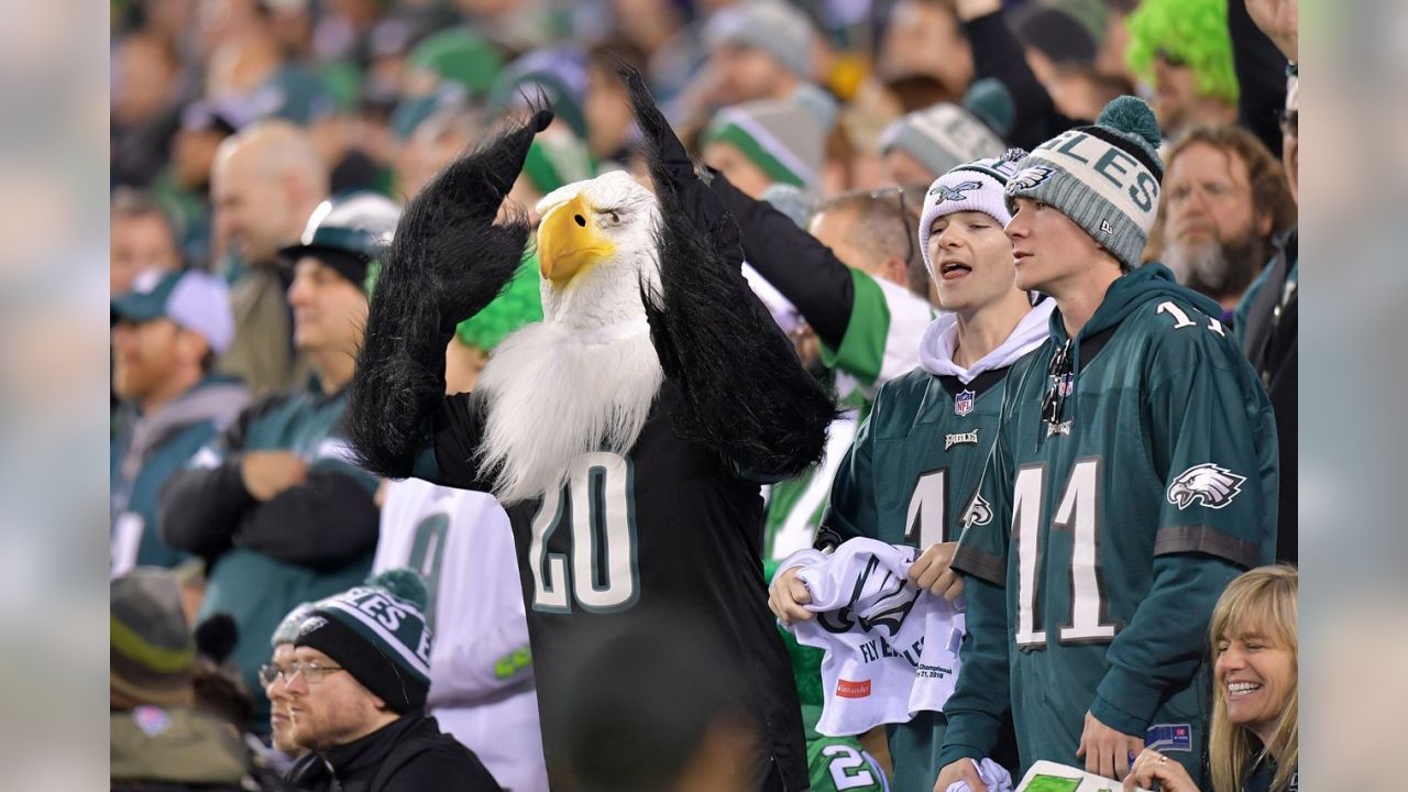 Tailgating Eagles fans predict a blowout for the Birds as they face off  against the Giants