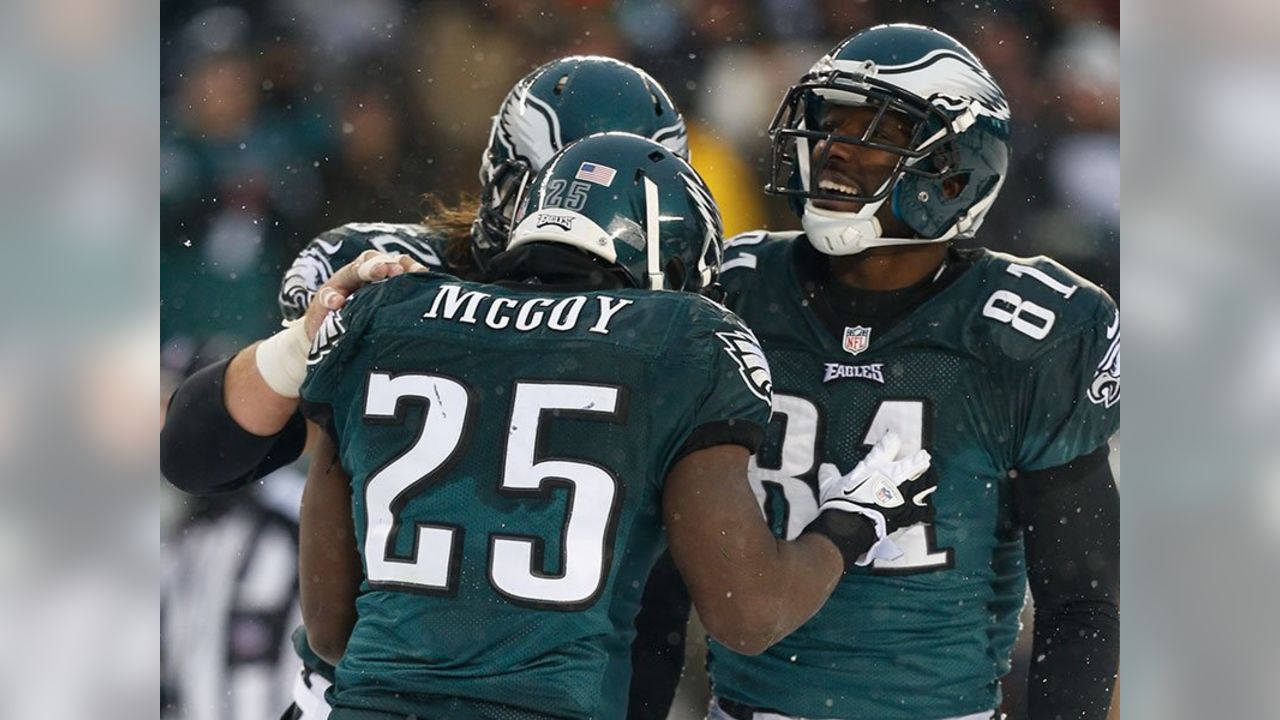 Q&A: Why Did Former Eagles WR Jason Avant Wear The Same Jersey