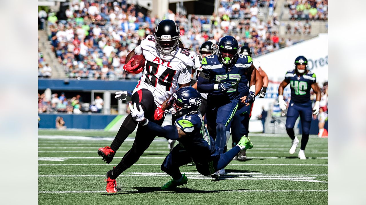 Atlanta Falcons running back Cordarrelle Patterson (84) lines up