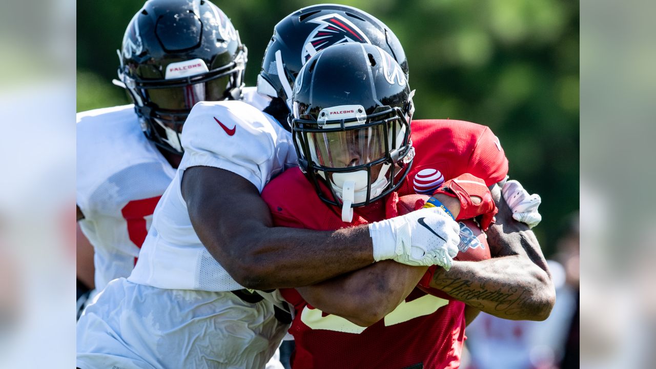 Devonta Freeman needs an IV on a steamy Atlanta day - NBC Sports