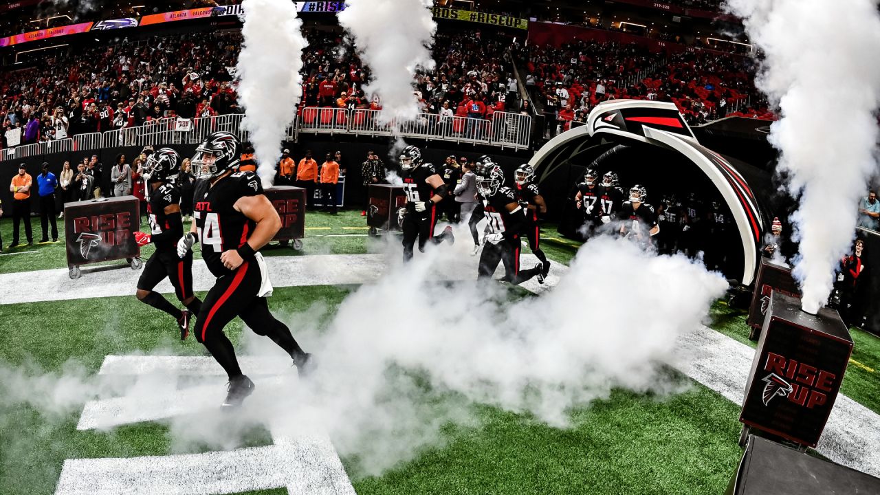 Tampa Bay Buccaneers at Atlanta Falcons Tickets - 12/10/23 at Mercedes-Benz  Stadium in Atlanta, GA