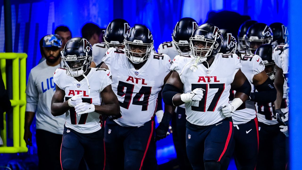 Falcons first NFL team to have 100% of players vaccinated - The San Diego  Union-Tribune