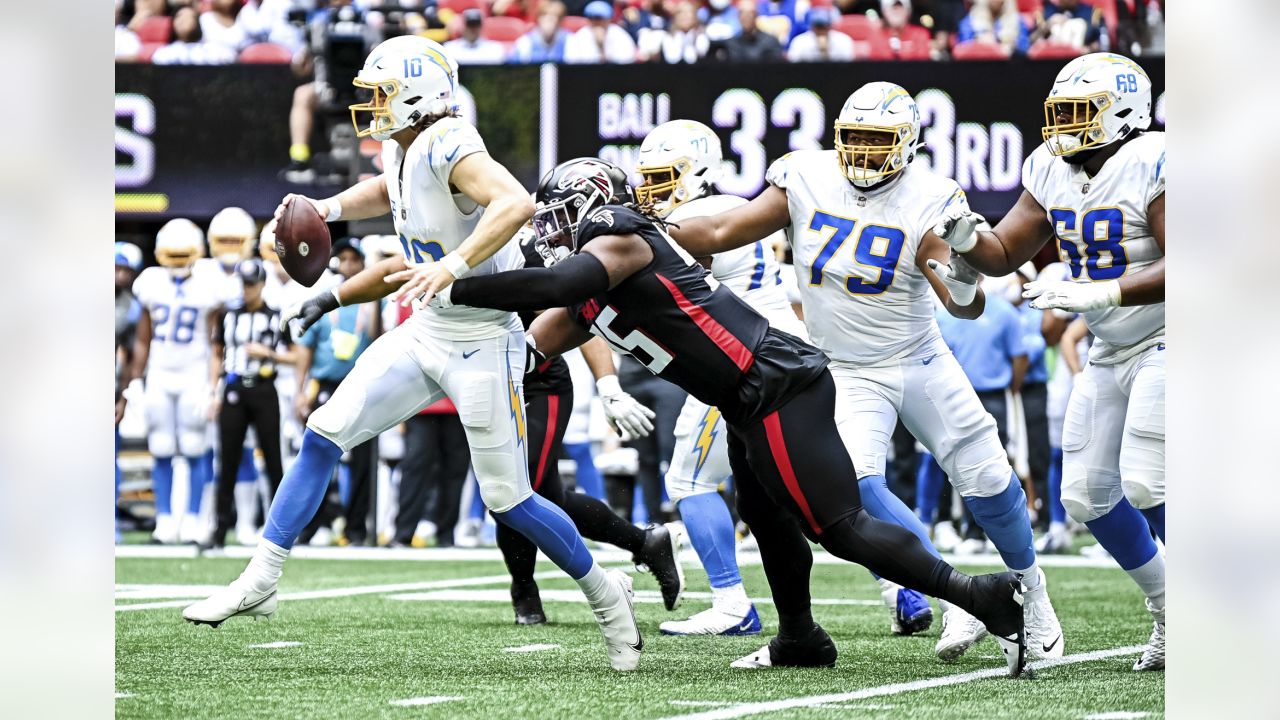 ATLANTA, GA - NOVEMBER 06: Los Angeles Chargers quarterback Justin