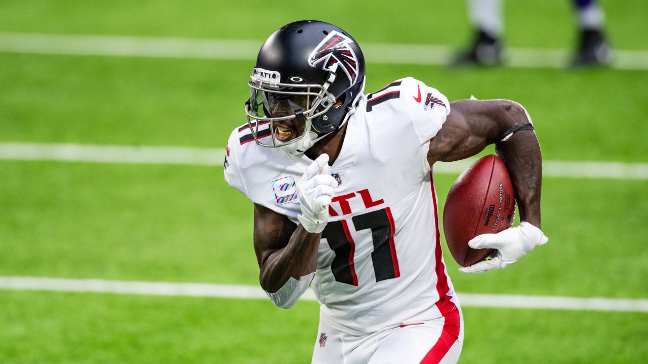 VIDEO: Julio Jones Circus Catch After Hitting Defender's Helmet