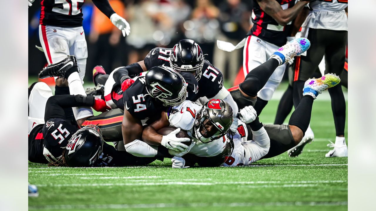 NFL highlights: Behind the scenes of Bucs' Week 13 win vs. Falcons