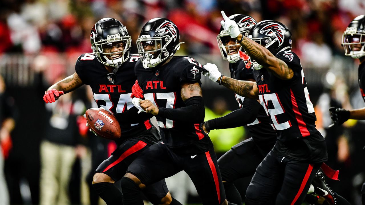 2023 Atlanta Falcons: Receiver Mack Hollins supports team's positionless  football approach