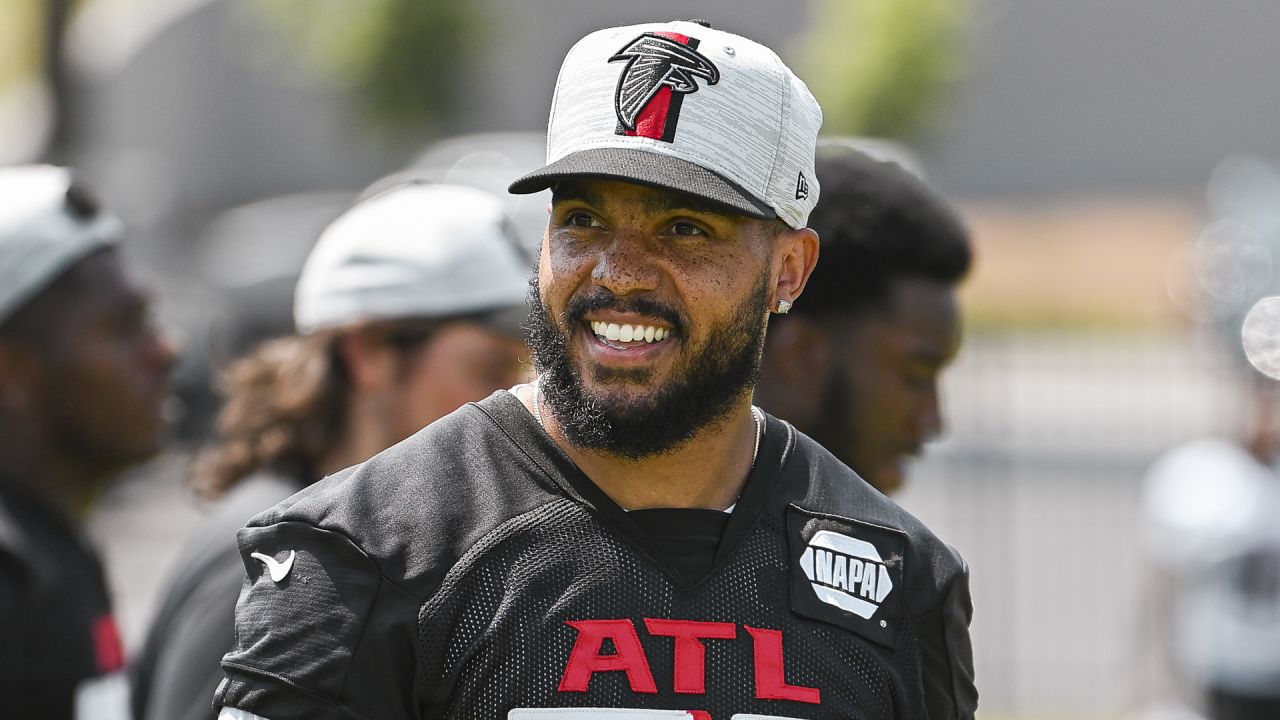 Atlanta Falcons wide receiver Damiere Byrd (14) runs through a drill during  the teams open practice in Atlanta, Ga. Monday, Aug. 15, 2022. (AP  Photo/Todd Kirkland Stock Photo - Alamy