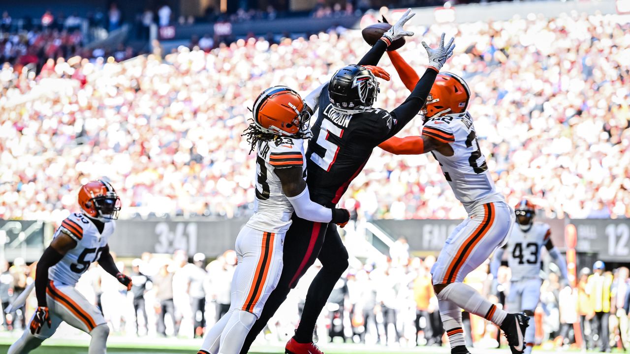 Cleveland Browns vs Atlanta Falcons - October 02, 2022