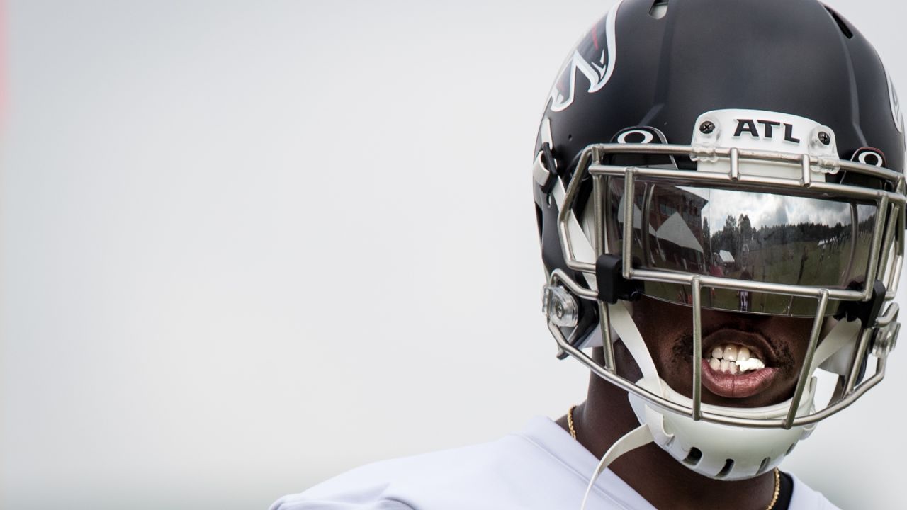 Atlanta Falcons cornerback A.J. Terrell (24) runs during an NFL football  game against the Washington Commanders, Sunday, November 27, 2022 in  Landover. (AP Photo/Daniel Kucin Jr Stock Photo - Alamy