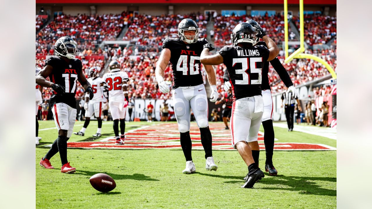 Falcons - Buccaneers instant recap: Atlanta falls behind, rally doomed by  awful call - The Falcoholic