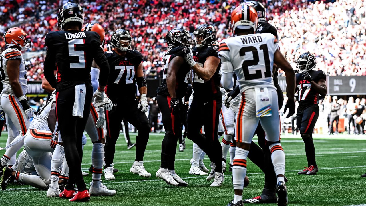 Atlanta Falcons running back Caleb Huntley (42) runs against the