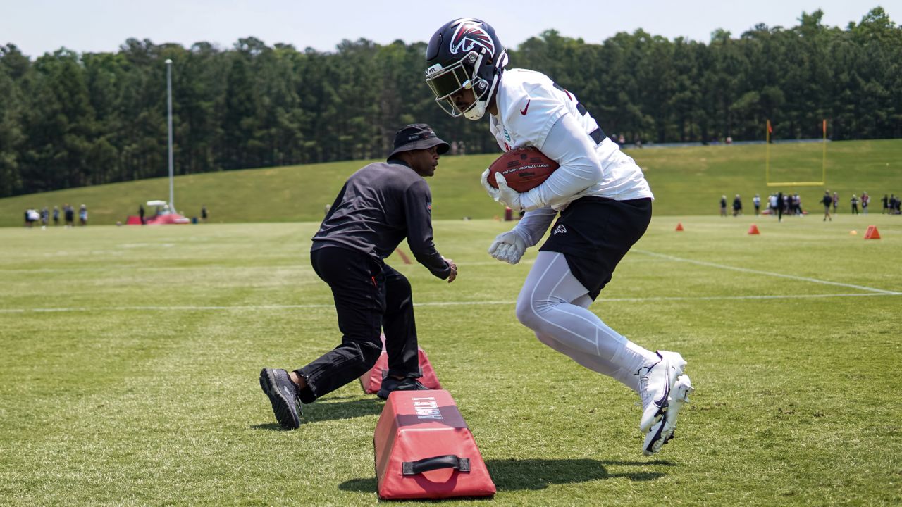 Falcons begin second round of OTA sessions