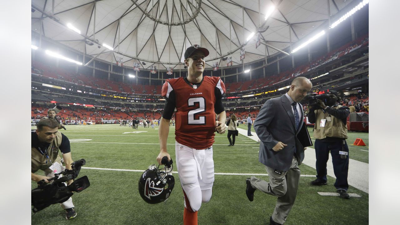 September 22, 2019: Atlanta Falcons quarterback Matt Ryan (2) during pregame  of NFL football game action between the Atlanta Falcons and the  Indianapolis Colts at Lucas Oil Stadium in Indianapolis, Indiana. John