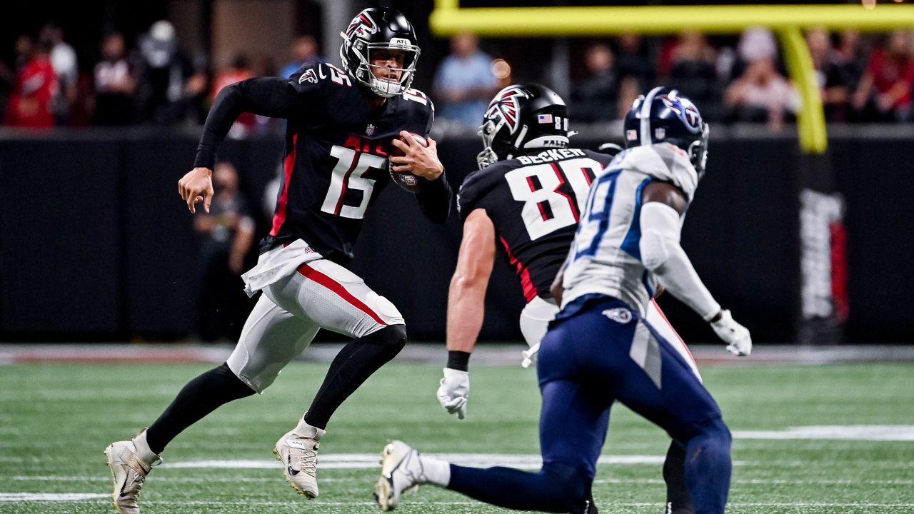 Falcons QB Feleipe Franks Practicing at New Position During OTAs - Sports  Illustrated