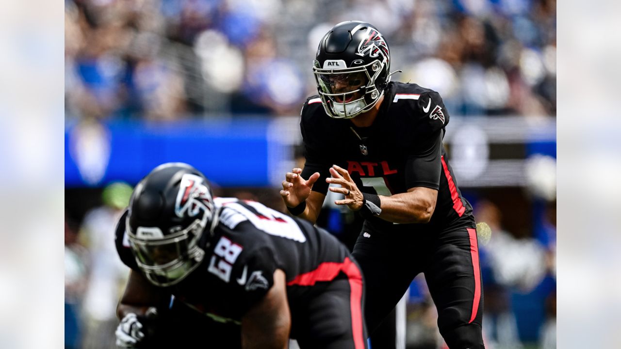 Falcons OTAs: Marcus Mariota, Mykal Walker impress - The Falcoholic