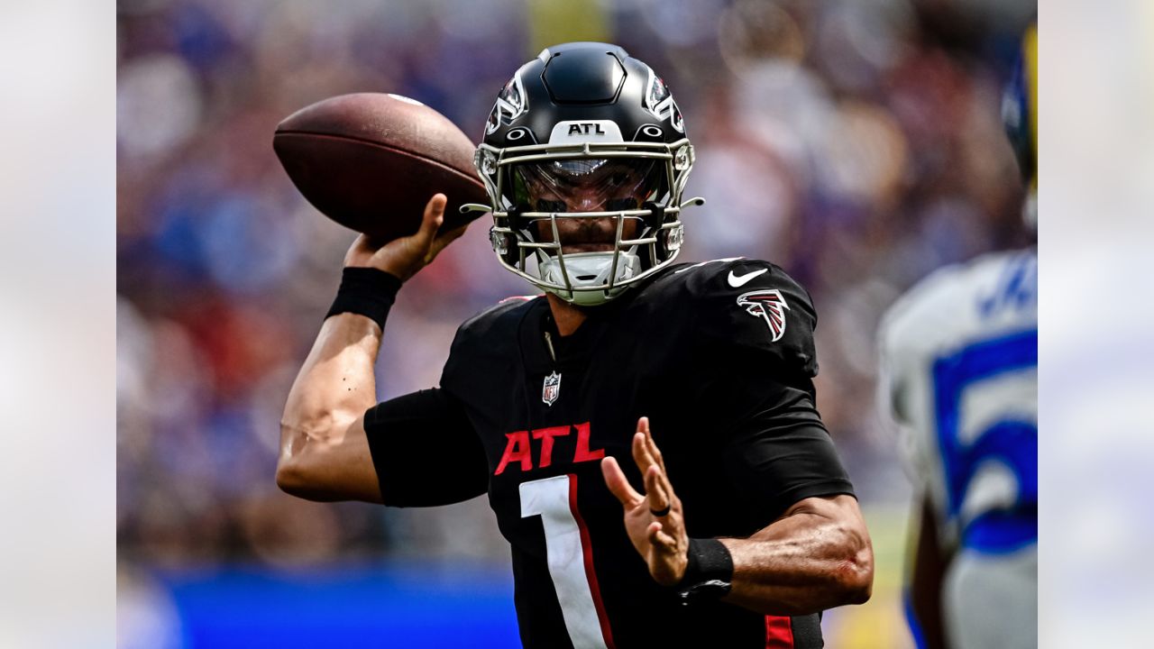 Falcons OTAs: Marcus Mariota, Mykal Walker impress - The Falcoholic