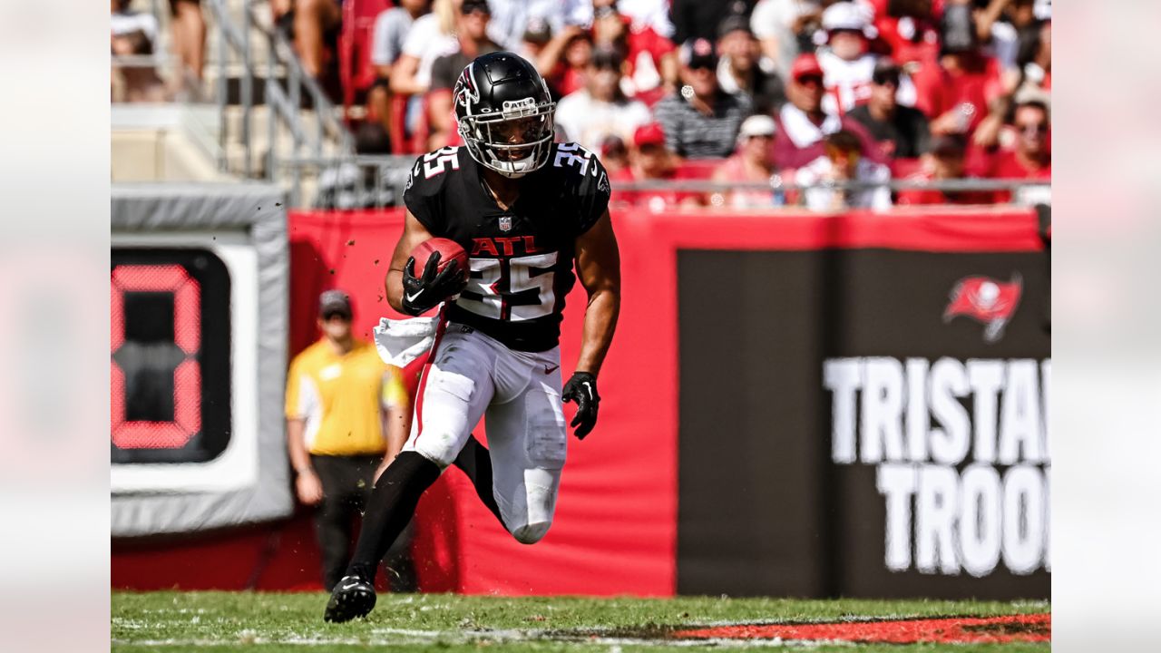 NFL: Bucs RB Leonard Fournette mic'd up vs. Falcons