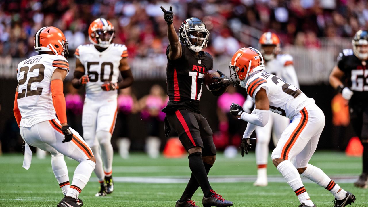 ATLANTA, GA - AUGUST 29: The NFL VISION Instant Replay technician during  the final preseason NFL game between the Cleveland Browns and the Atlanta  Falcons on August 29, 2021 at the Mercedes-Benz