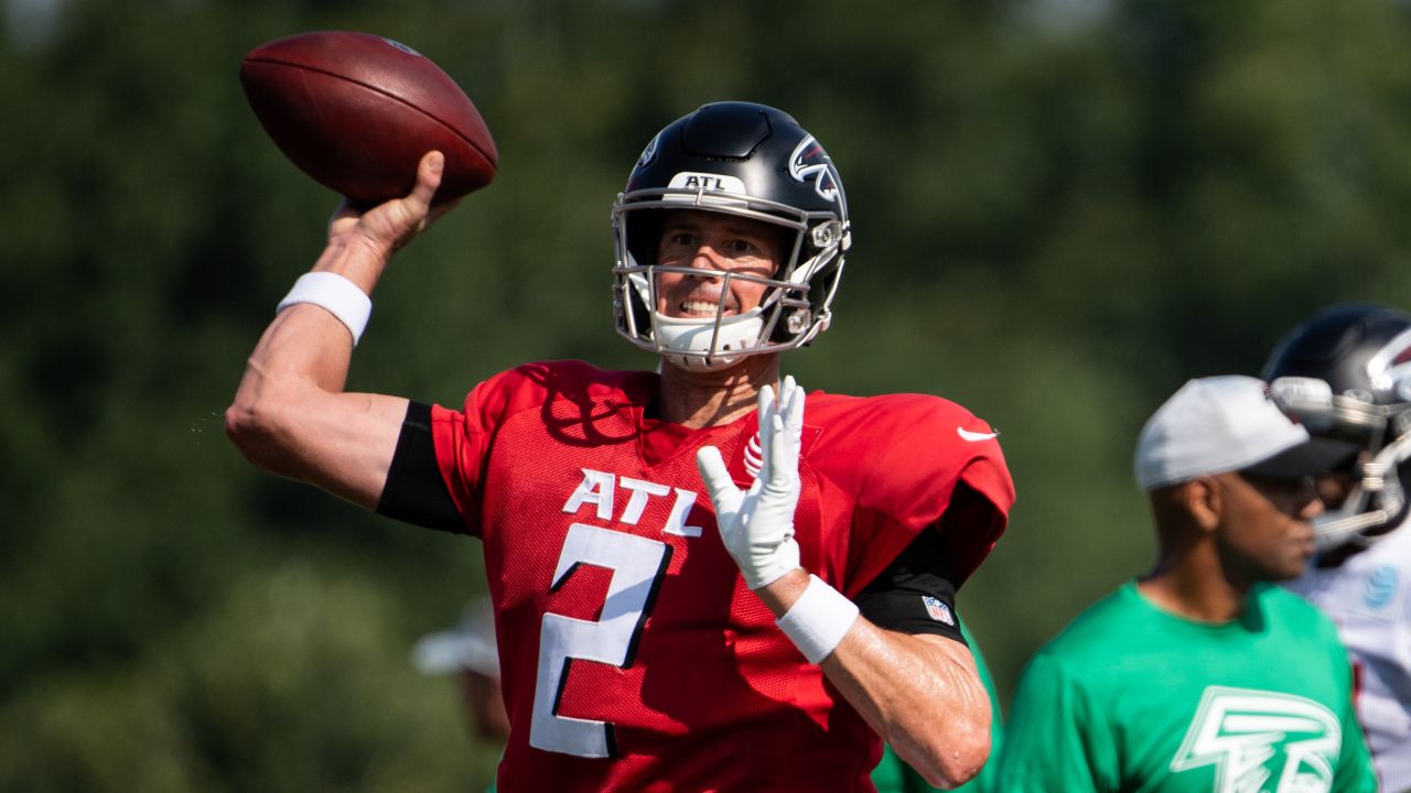 Former Falcons QB Matt Ryan brings twin sons along for training camp visit  – KGET 17