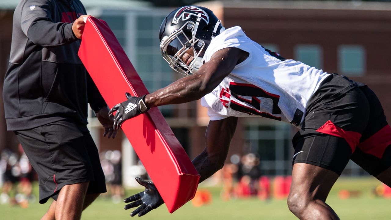 Todd Gurley, Alex Mack sit out Falcons' first practice in full pads