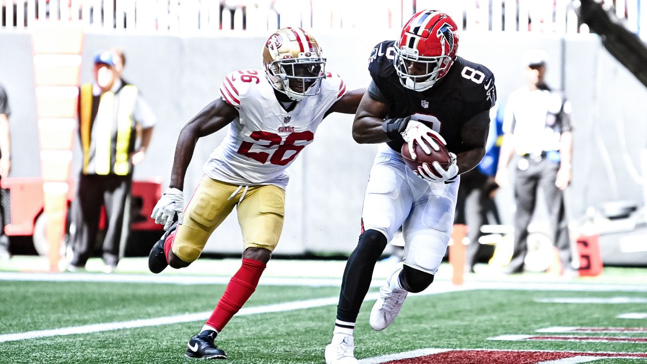 Atlanta Falcons safety Dean Marlowe (21) warms up before a preseason NFL  football game against the New York Jets Monday, Aug. 22, 2022, in East  Rutherford, N.J. (AP Photo/Adam Hunger Stock Photo - Alamy