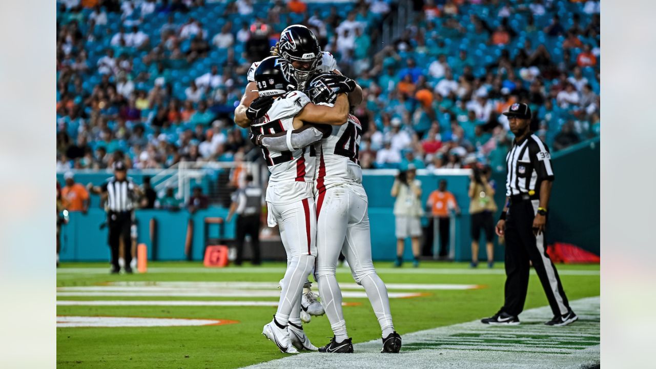 Atlanta Falcons win first preseason game, defense shows out in Miami