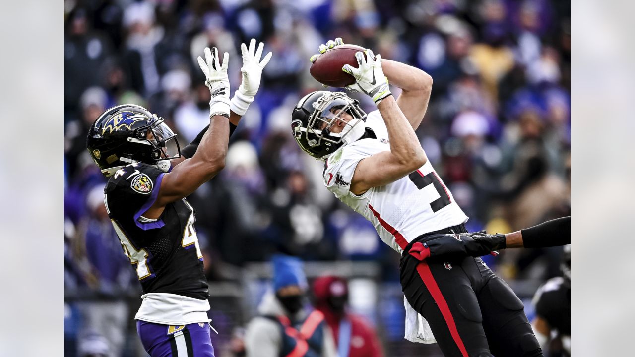 NO FILM, NO VIDEO, NO TV, NO DOCUMENTARY - Baltimore Ravens quarterback  Troy Smith (10) scrambles during the NFL Preseason Football match between  Washington Redskins and Baltimore Ravens in Baltimore in Maryland