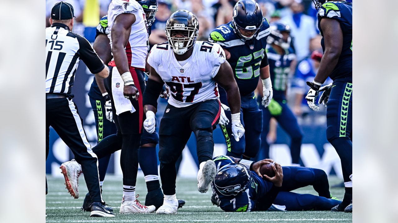 Photo: The Atlanta Falcons vs. Seattle Seahawks - AJP2013111013