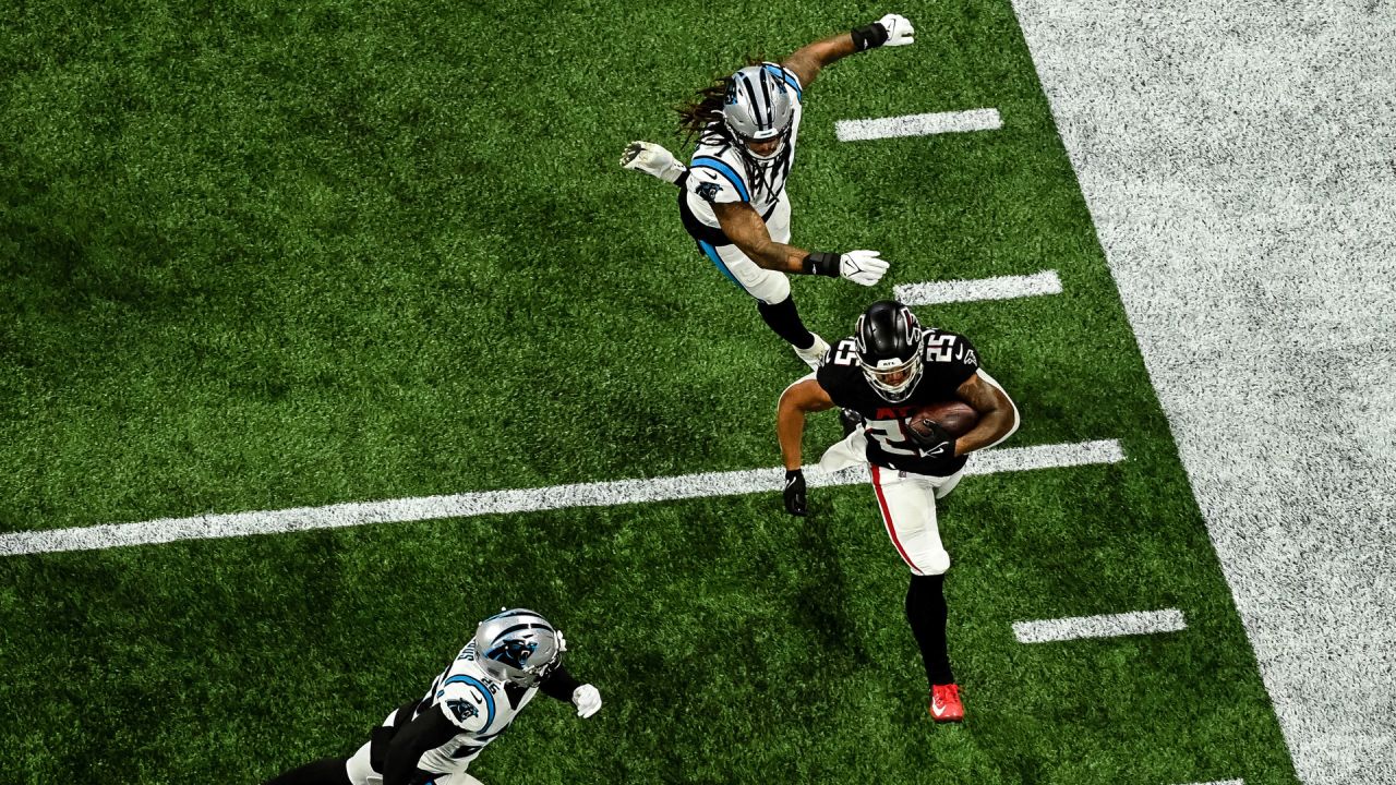 Panthers force OT vs. Falcons with 62-yard Hail Mary TD, still