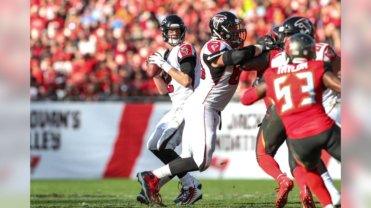 In-game Replay: Matt Ryan finds Mohamed Sanu for touchdown