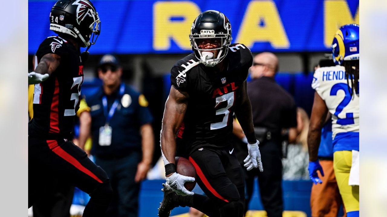 Falcons cut 2022 starting linebacker Mykal Walker in surprise move - The  San Diego Union-Tribune