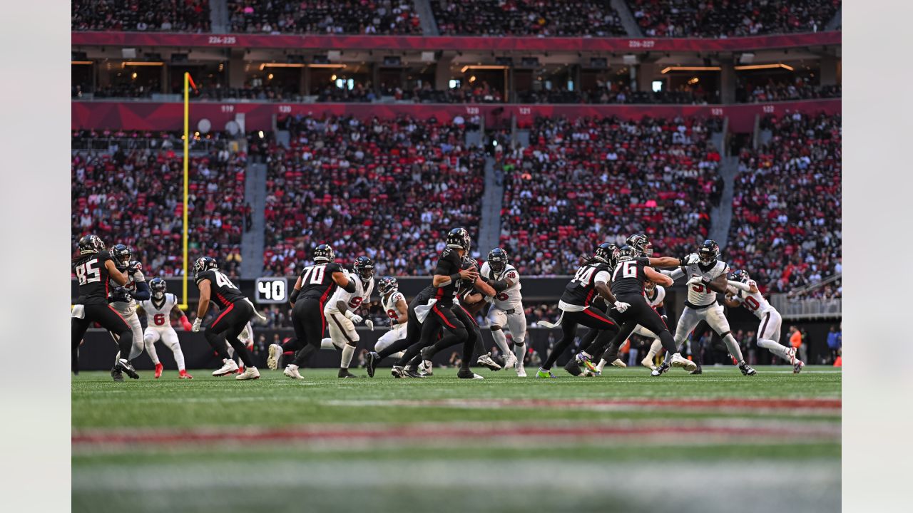 LOOK: Houston Texans Reveal Week 5 Uniforms vs. Falcons