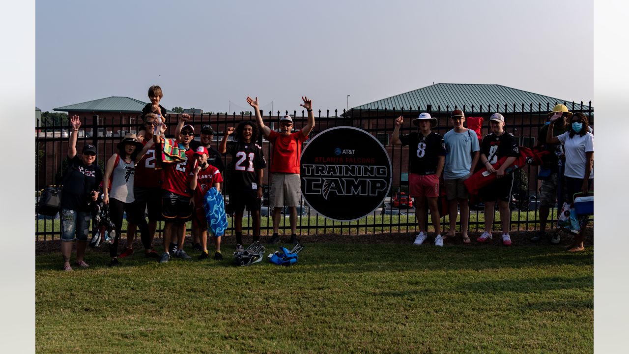 Falcons Practice Shows Off Fan-Friendly Stadium - Atlanta Jewish Times