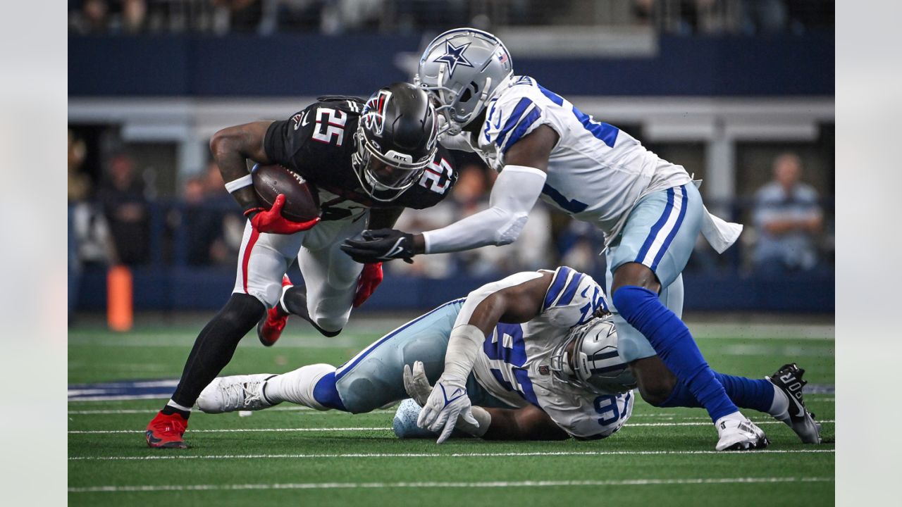 Top photos from Cowboys-Falcons: CeeDee Lamb shows off his dancing moves;  Dallas asserts its will vs. Atlanta