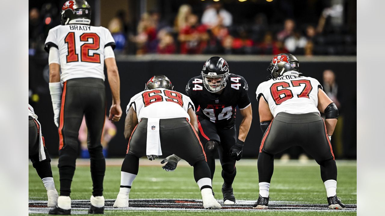 Can't-Miss Play: Atlanta Falcons linebacker Troy Andersen gives the Falcons  their first blocked punt for a touchdown since 1990