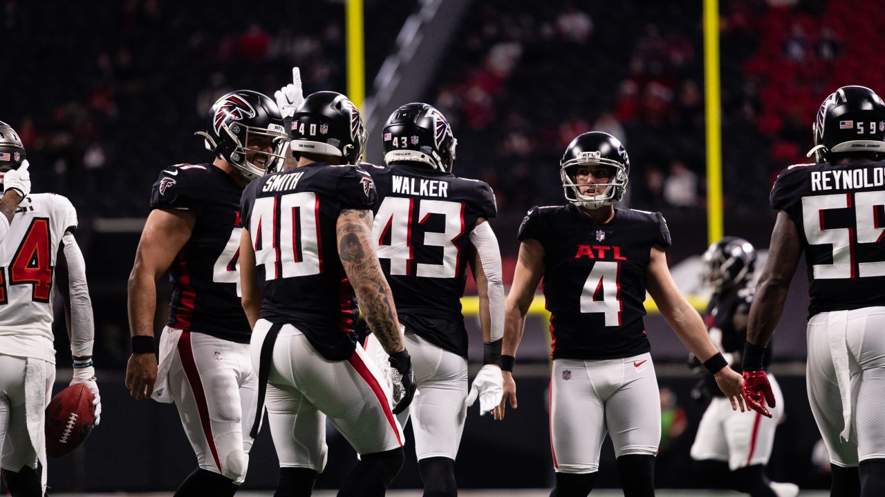 ATLANTA, GA - DECEMBER 06: Punter Sterling Hofrichter #4 of the Atlanta  Falcons during warmups for the week 13 NFL football game between the  Atlanta Falcons and the New Orleans Saints on