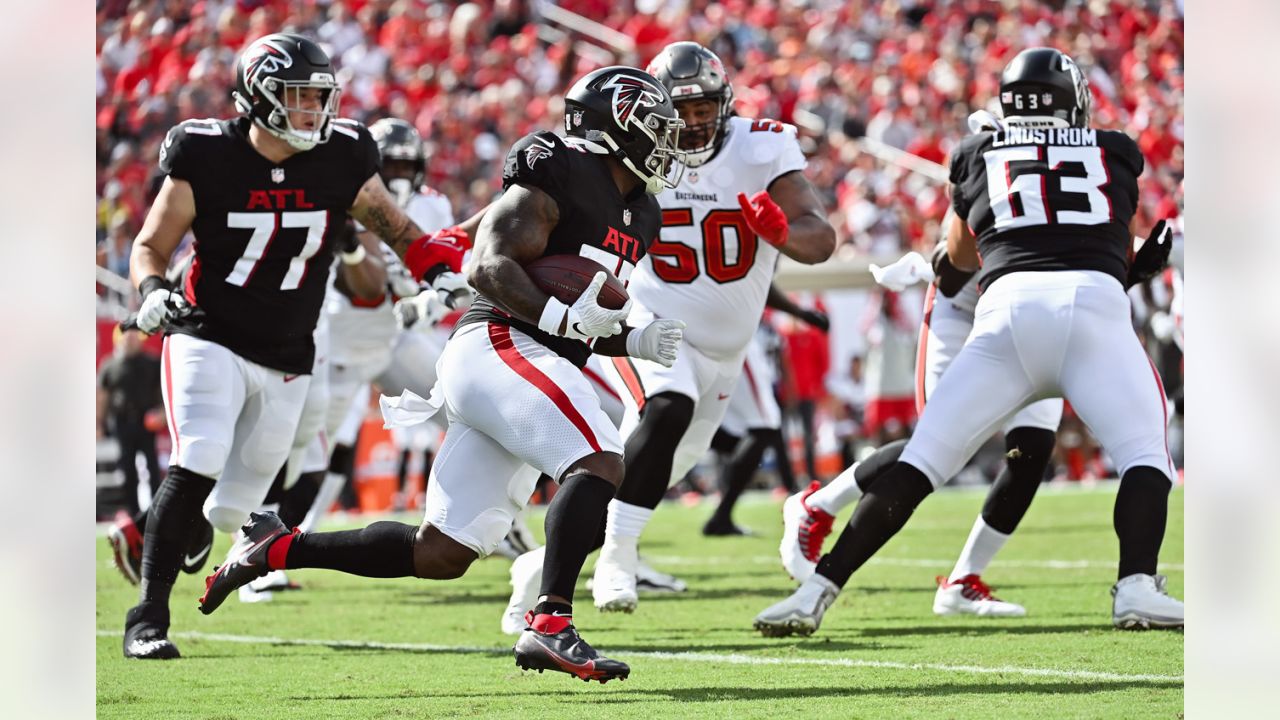 Cordarrelle Patterson and Kyle Pitts emerge as offensive threats in Falcons  loss to Buccaneers