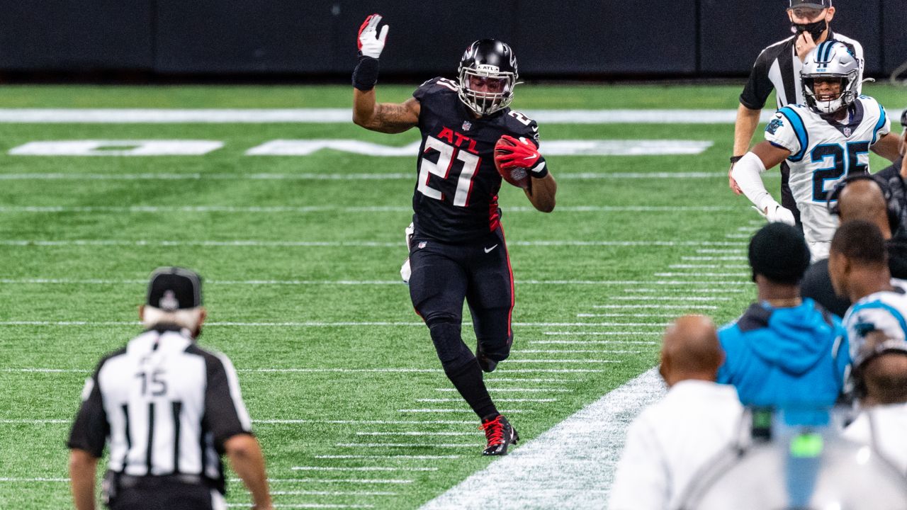 Todd Gurley II of the Atlanta Falcons rushes against the Carolina