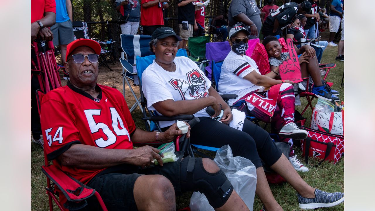 Falcons Practice Shows Off Fan-Friendly Stadium - Atlanta Jewish Times