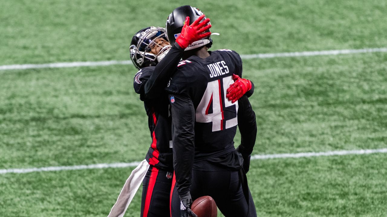 Atlanta Falcons free safety Ricardo Allen (37) celebrates a win