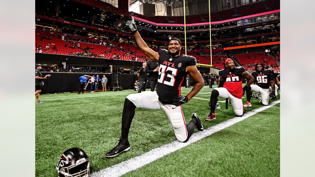 Photos: Bengals Warm Up for Atlanta