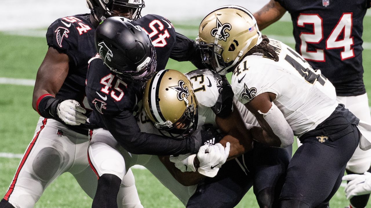 New Orleans Saints vs. Atlanta Falcons . NFL Game. American Football League  match. Silhouette of professional player celebrate touch down. Screen in b  Stock Photo - Alamy