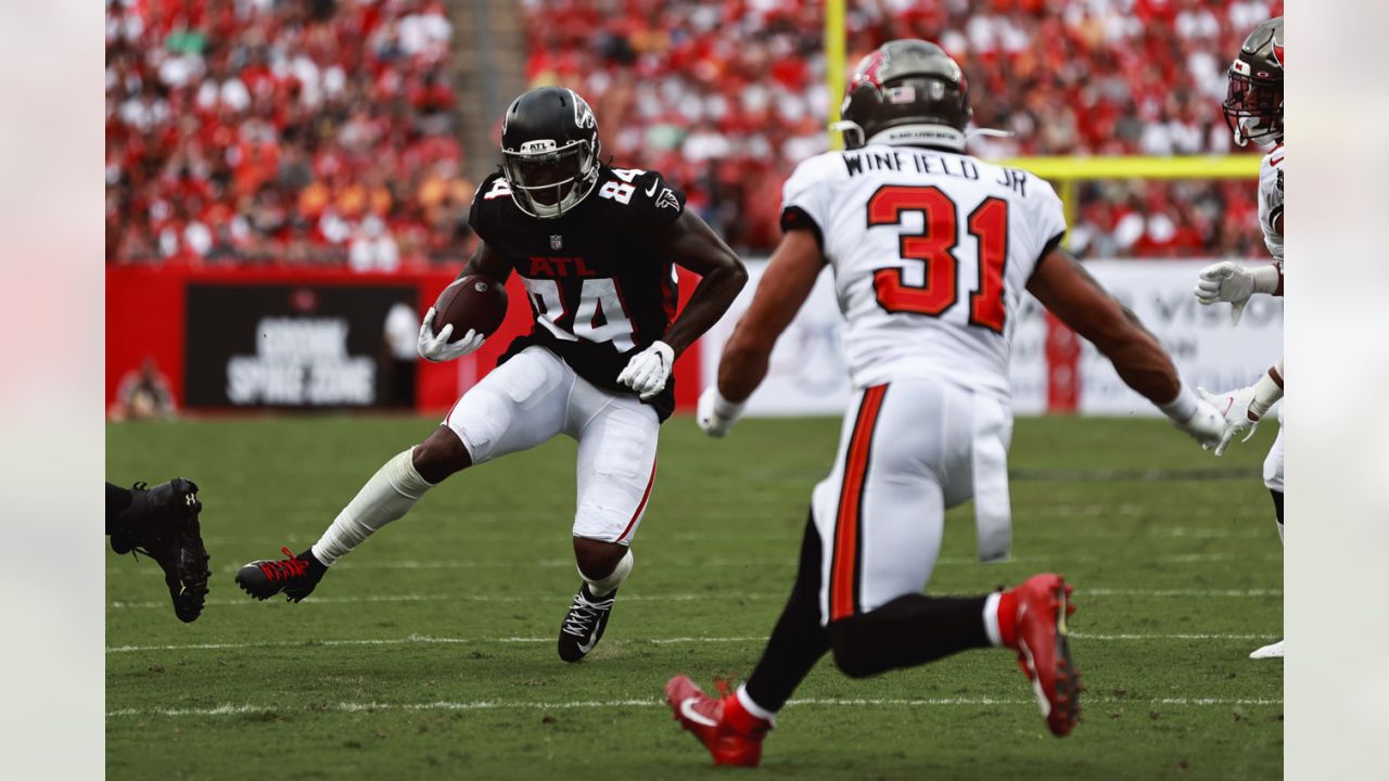 Atlanta Falcons running back Cordarrelle Patterson (84) lines up during the  first half of an NFL football game against the Tampa Bay Buccaneers,  Sunday, Jan. 8, 2023, in Atlanta. The Atlanta Falcons