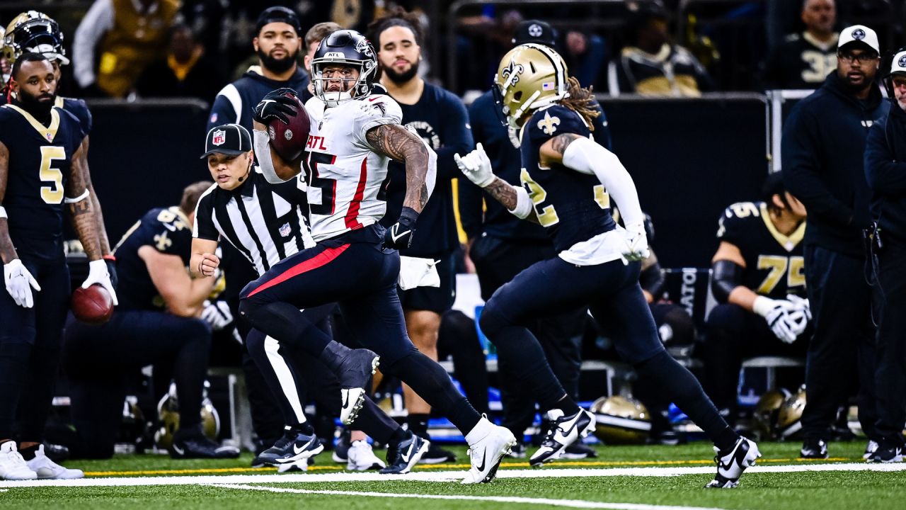 BRPROUD  Week 15: Saints edge Falcons, 21-18 at Superdome