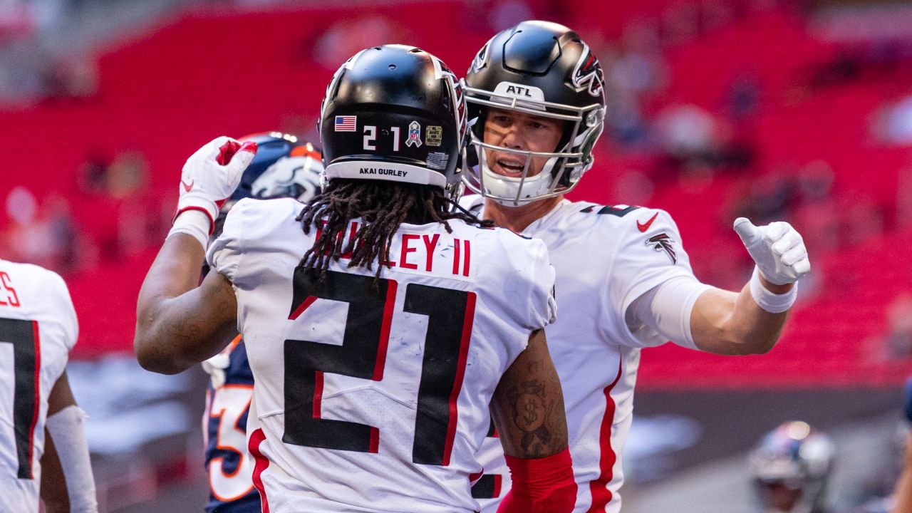 Photo Shows First Look At Todd Gurley In Falcons Jersey - The Spun: What's  Trending In The Sports World Today