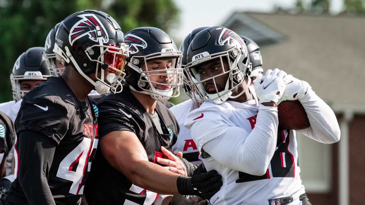 Falcons Practice Shows Off Fan-Friendly Stadium - Atlanta Jewish Times