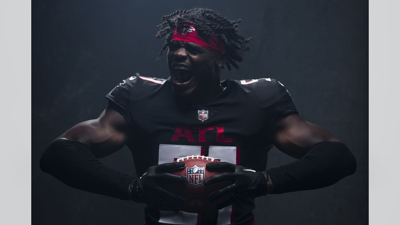 Atlanta Falcons linebacker Rashaan Evans is pictured during an NFL football  game against the Seattle Seahawks, Sunday, Sept. 25, 2022, in Seattle. The  Falcons won 27-23. (AP Photo/Stephen Brashear Stock Photo - Alamy